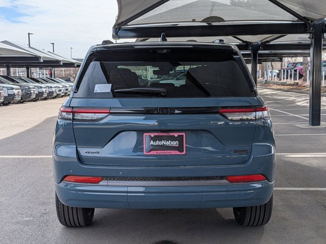 New 2026 Jeep Grand Cherokee Summit w/ Obsidian Package image 7