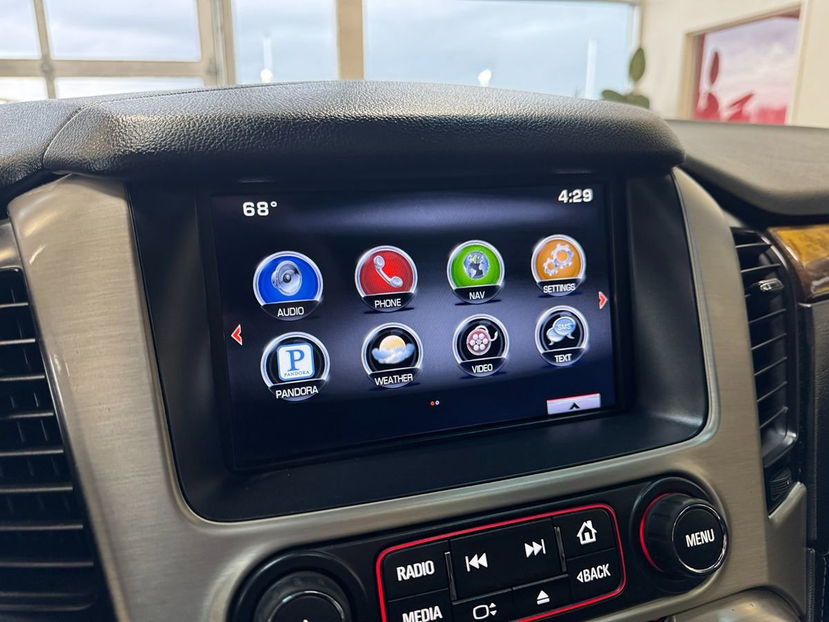 Used 2015 GMC Yukon Denali w/ Premium Package AWD/4WD image 26
