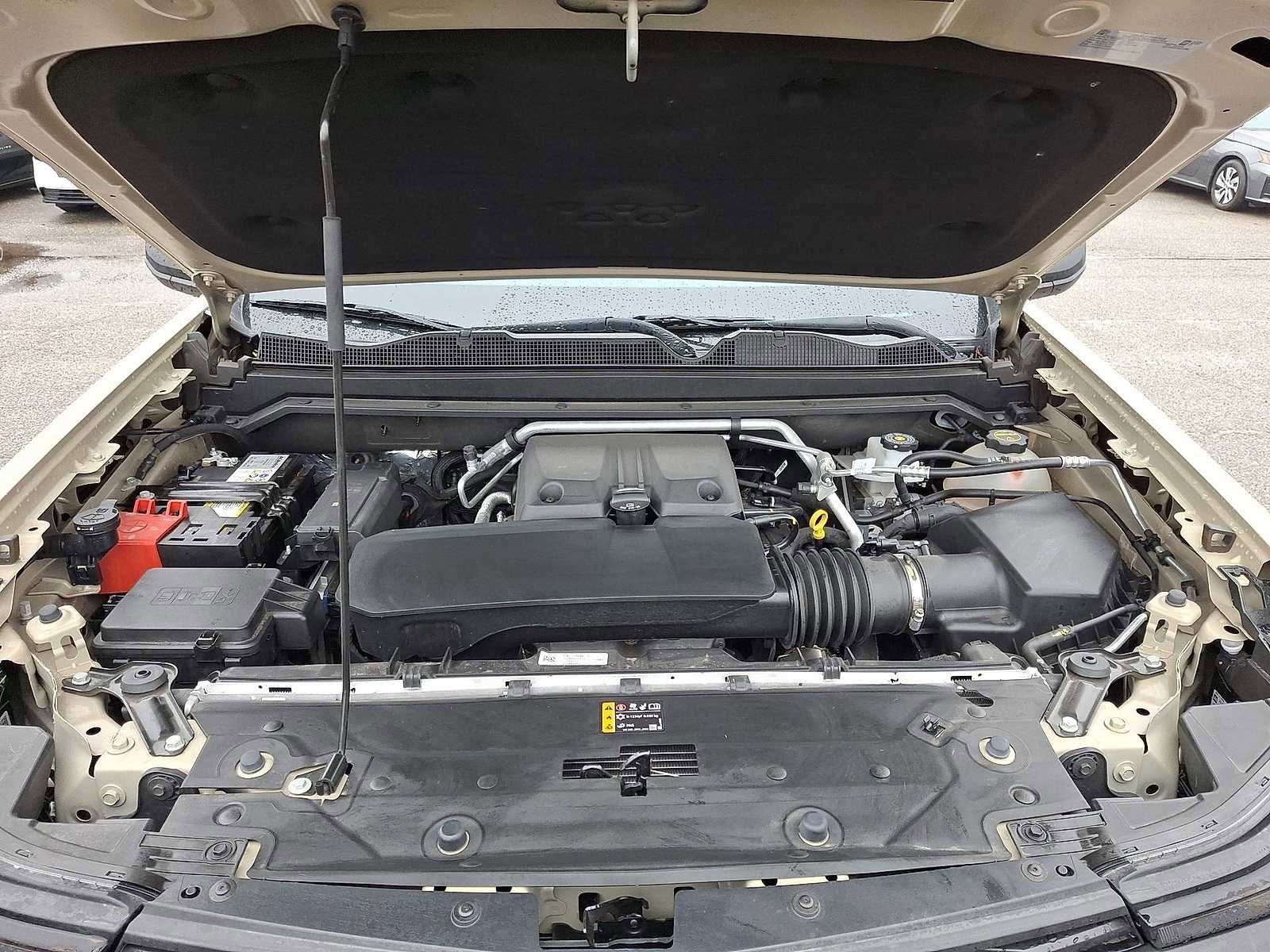 Used 2024 Chevrolet Colorado Trail Boss image 34