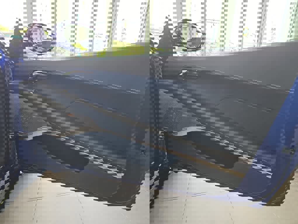 New 2025 Lotus Emira image 22