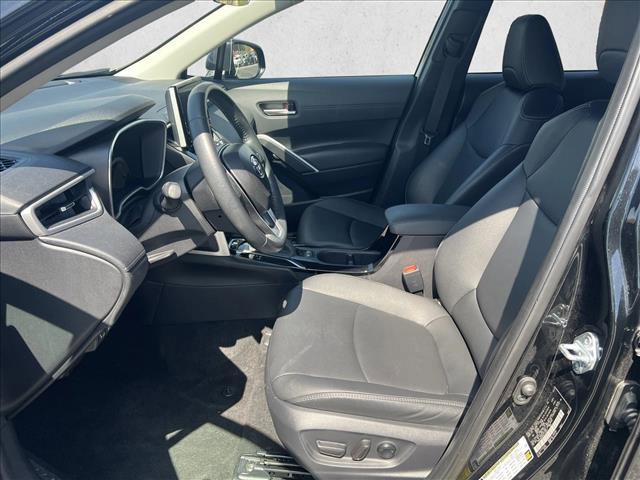 Certified 2025 Toyota Corolla Cross XLE image 10