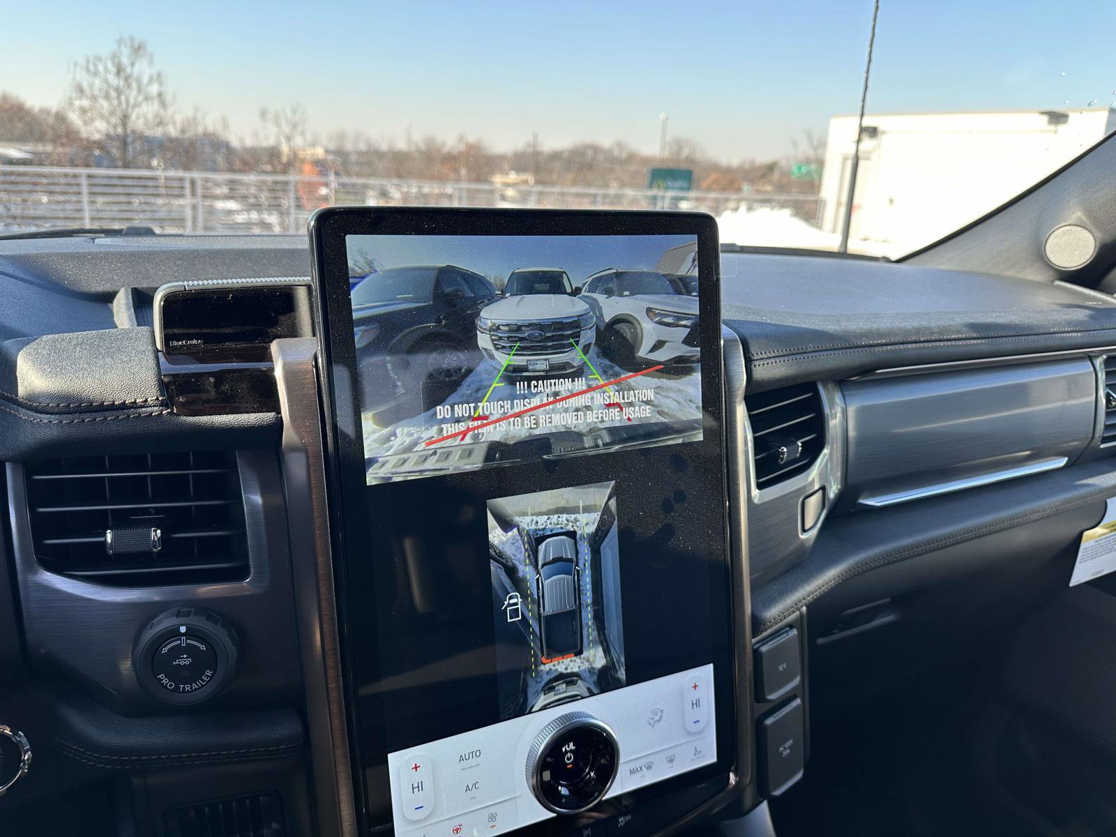 New 2025 Ford F150 Lightning Lariat image 19