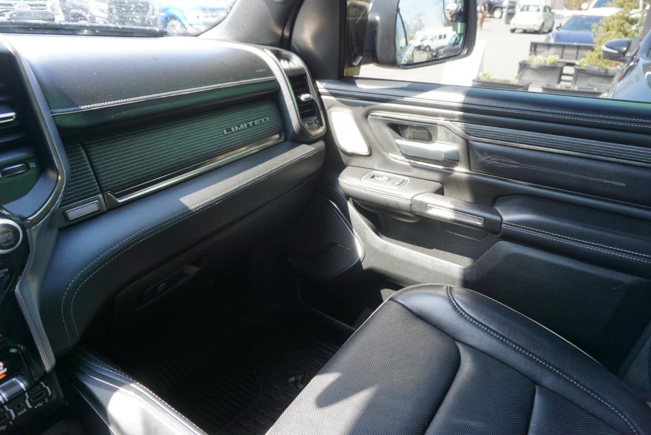 Used 2020 RAM 1500 Limited w/ Black Appearance Package AWD/4WD image 28