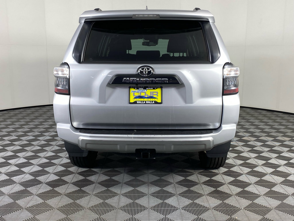 Used 2024 Toyota 4Runner TRD Off-Road AWD/4WD image 18