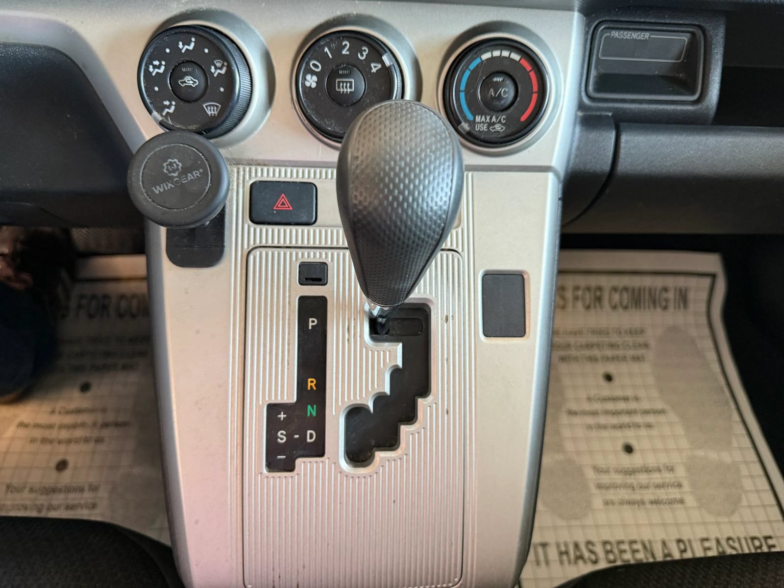 Used 2009 Scion xB FWD image 17