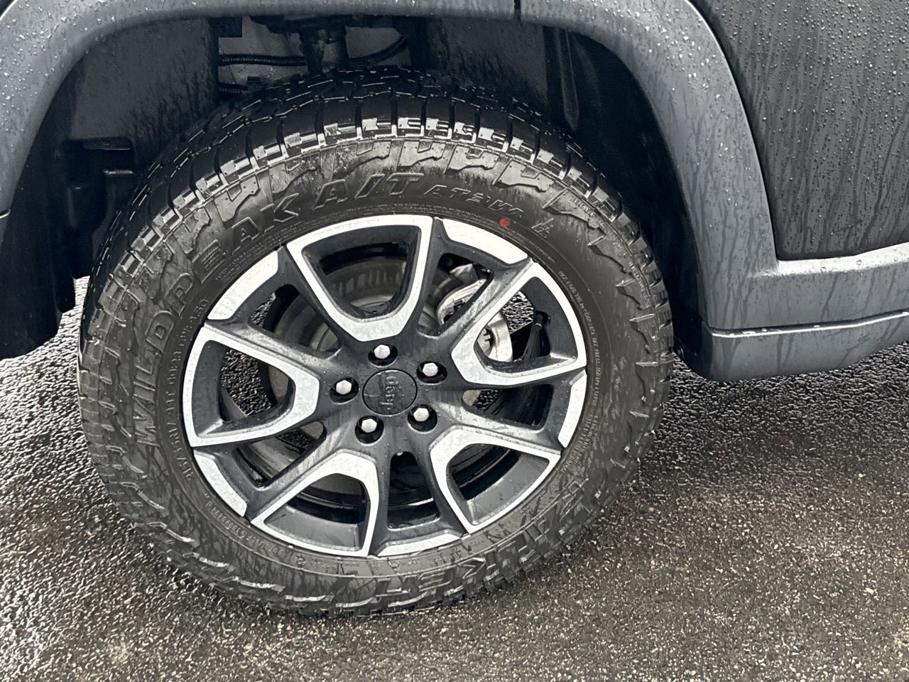 Used 2024 Jeep Compass Trailhawk w/ Trailer Tow Group image 10