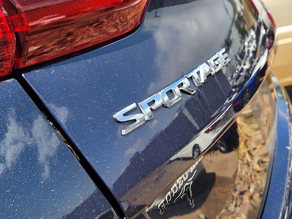 Used 2021 Kia Sportage LX FWD image 24