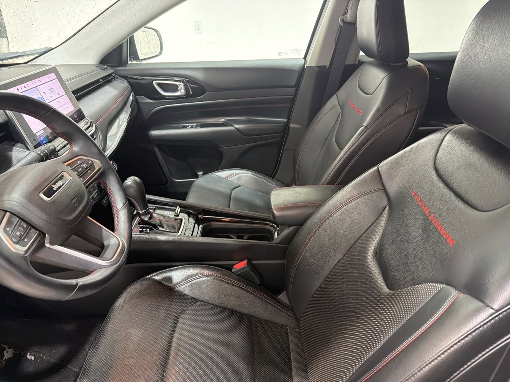 Used 2022 Jeep Compass Trailhawk w/ Trailhawk Elite Group image 12