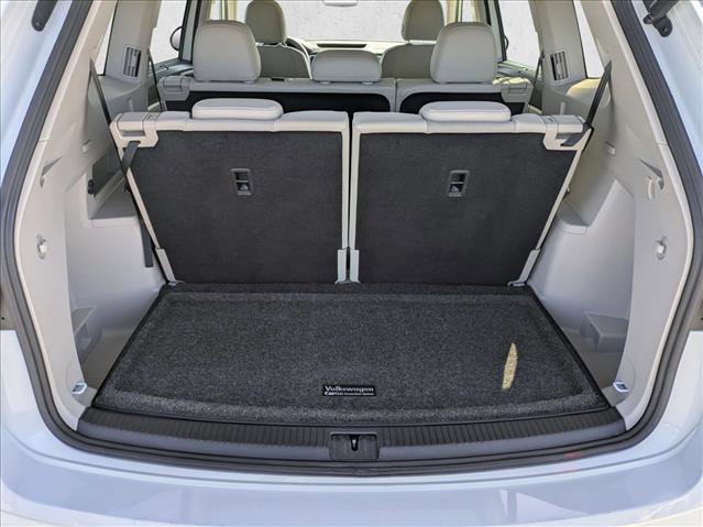 Used 2021 Volkswagen Atlas SE w/ Panoramic Sunroof Package image 6