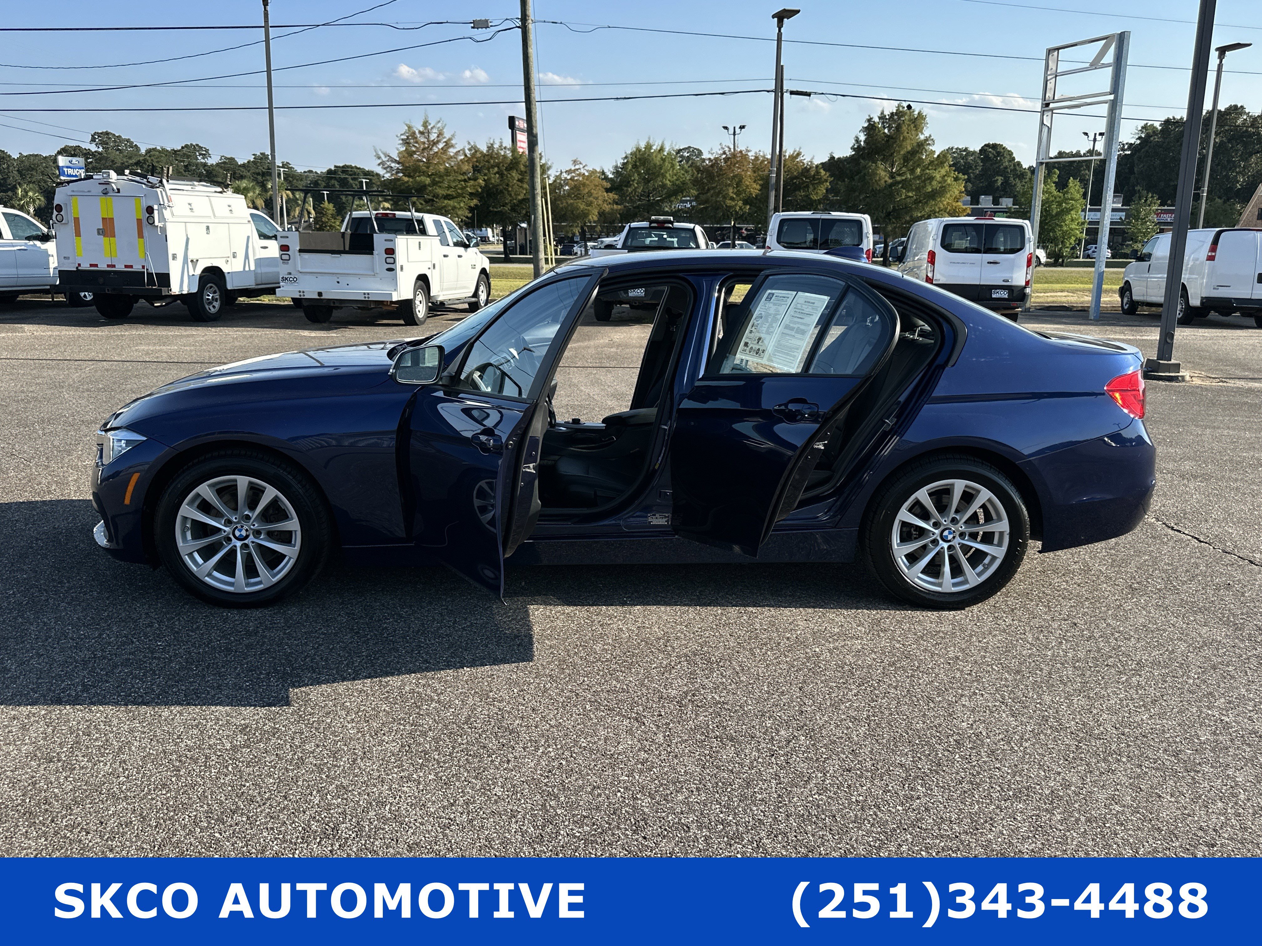 Used 2018 BMW 320i Sedan image 31