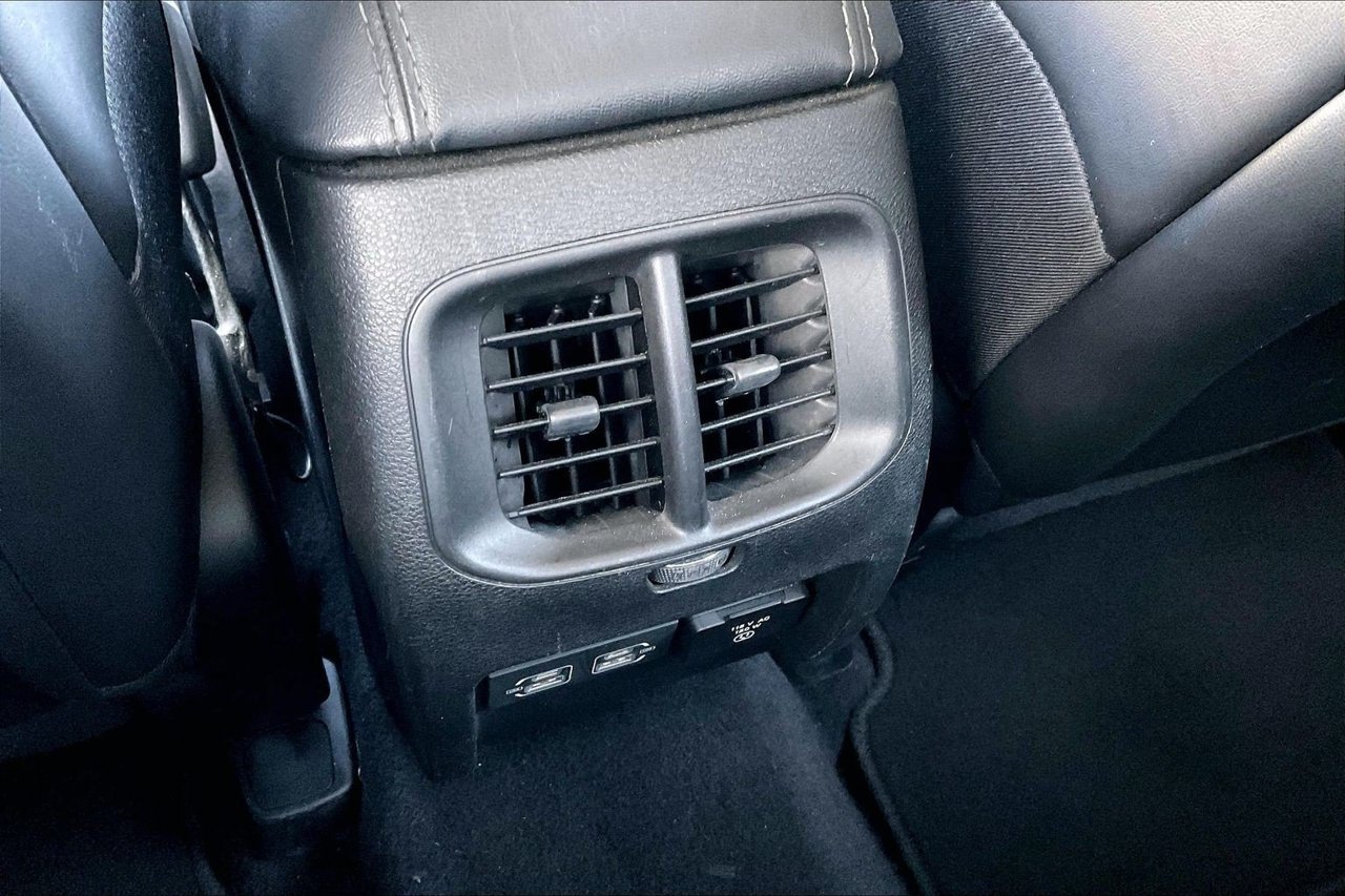Certified 2021 Jeep Cherokee Latitude Lux w/ Comfort/Convenience Group FWD image 15
