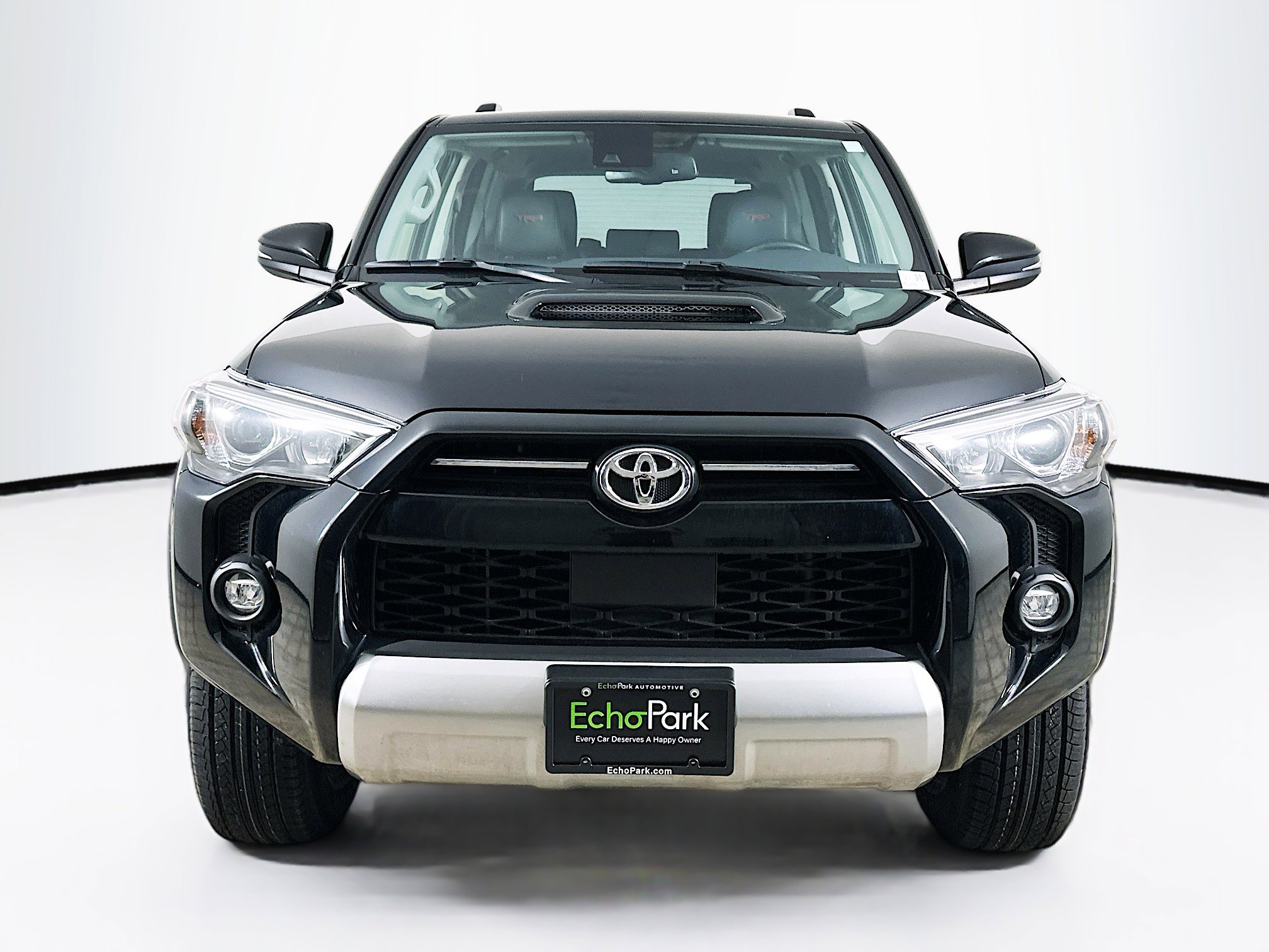 Used 2024 Toyota 4Runner TRD Off-Road Premium image 2