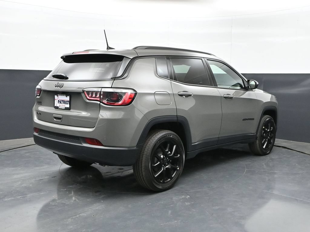New 2026 Jeep Compass Latitude AWD/4WD image 29