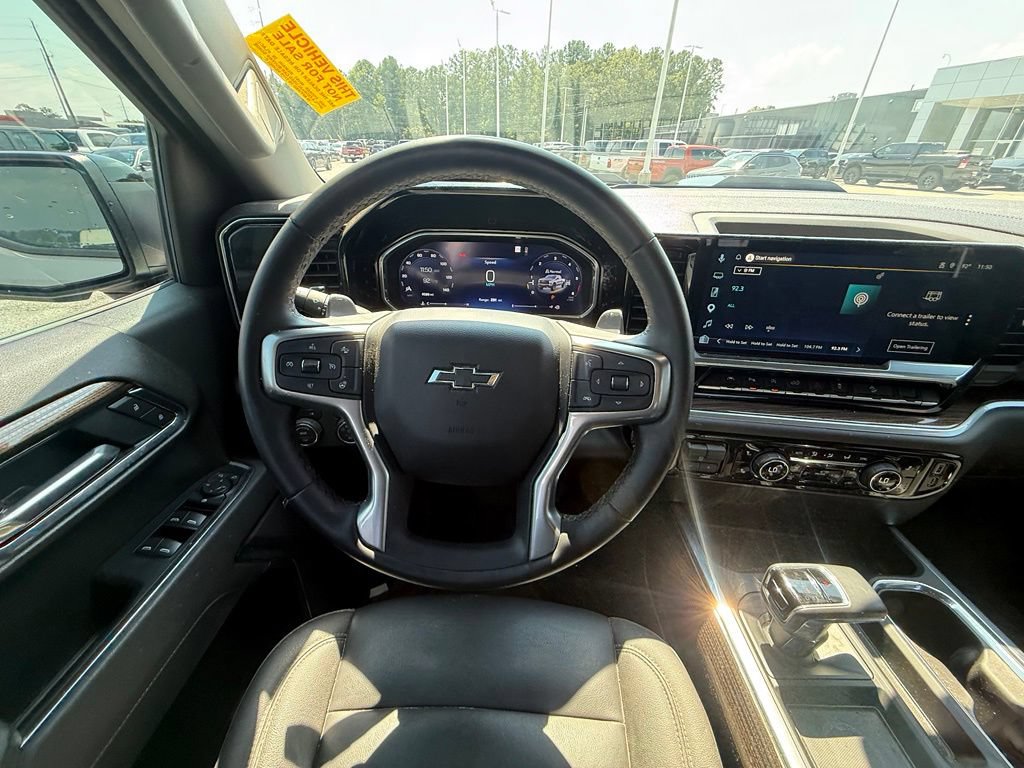 Used 2026 Chevrolet Silverado 1500 LT Trail Boss w/ LT Trail Boss Premium Package AWD/4WD image 7