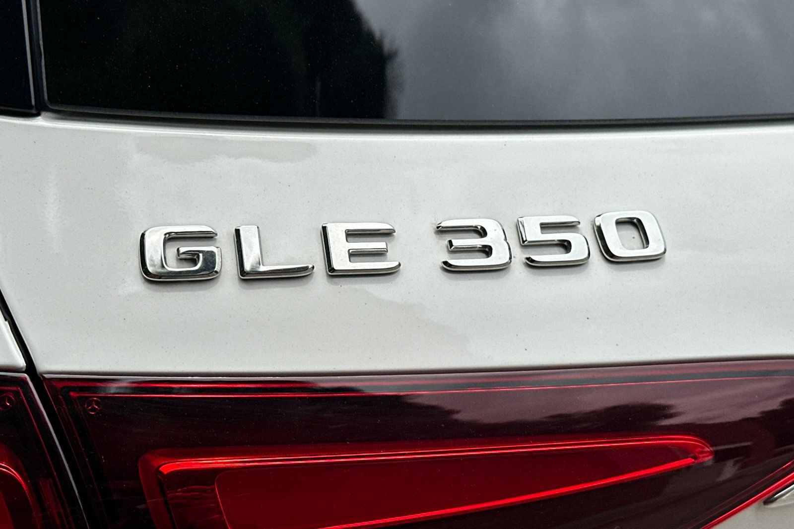 Used 2024 Mercedes-Benz GLE 350 4MATIC image 40