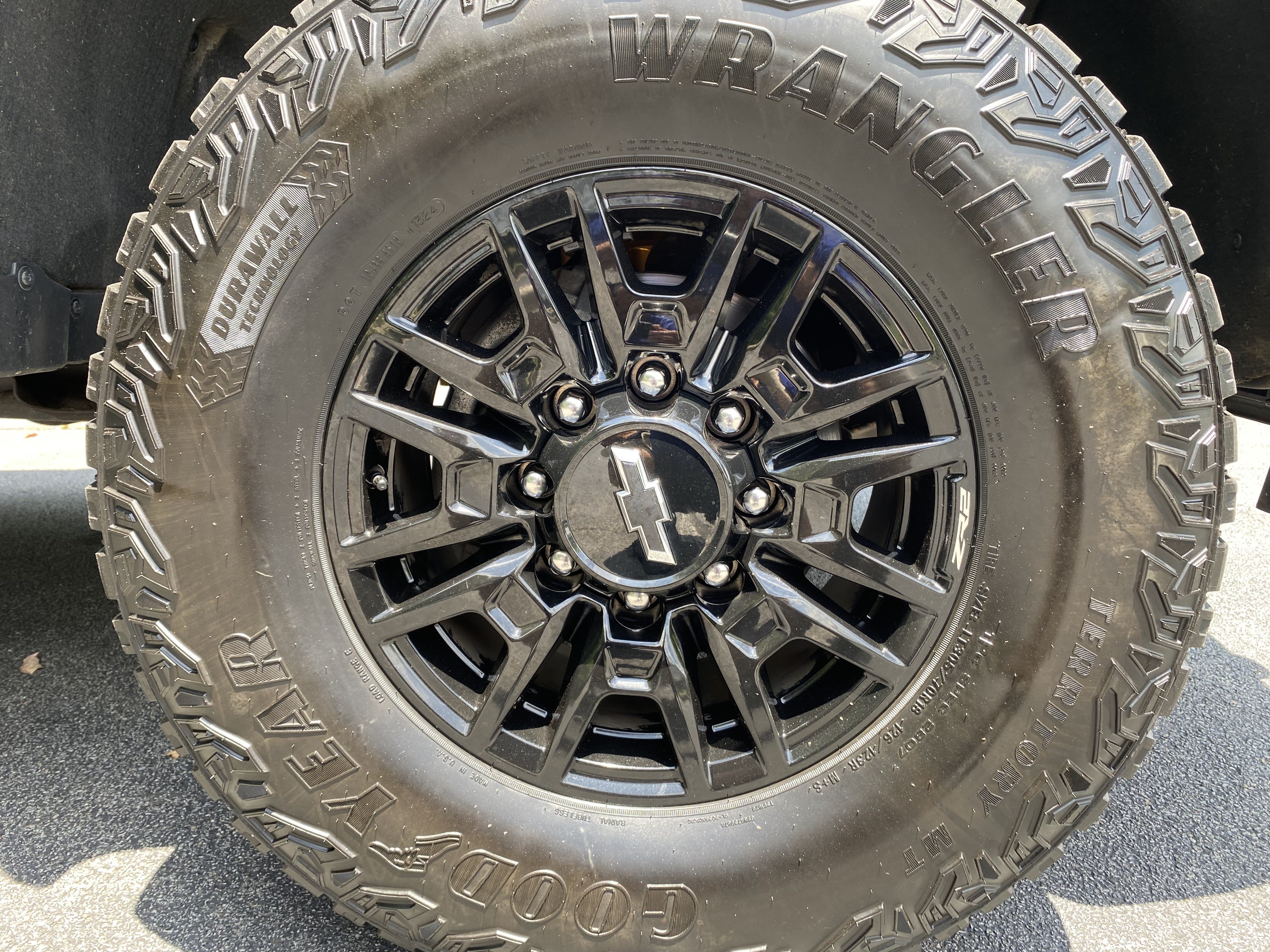 Used 2024 Chevrolet Silverado 2500 ZR2 w/ Technology Package AWD/4WD image 51