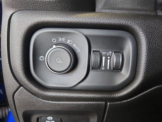 Used 2019 RAM 1500 Tradesman w/ Tradesman Group AWD/4WD image 27