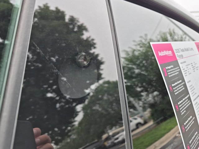 Used 2025 Tesla Model 3 Long Range RWD image 29