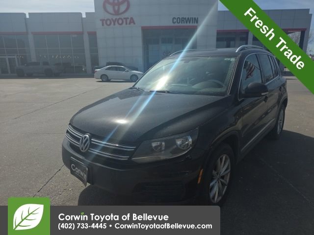 Used 2017 Volkswagen Tiguan Wolfsburg Edition image 7