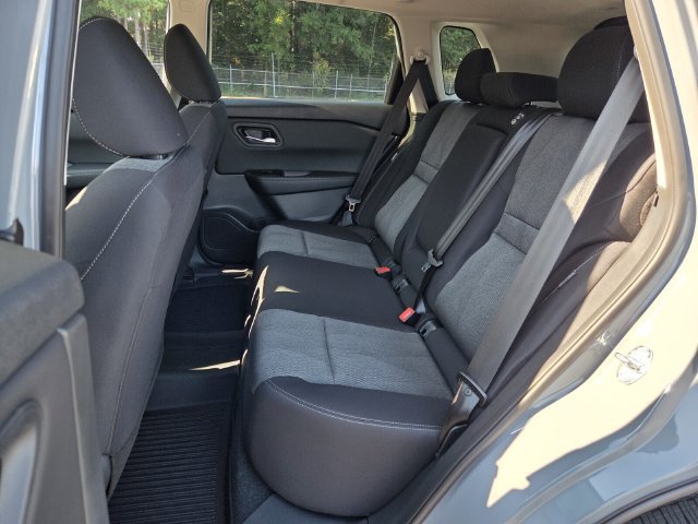 New 2026 Nissan Rogue SV FWD image 10