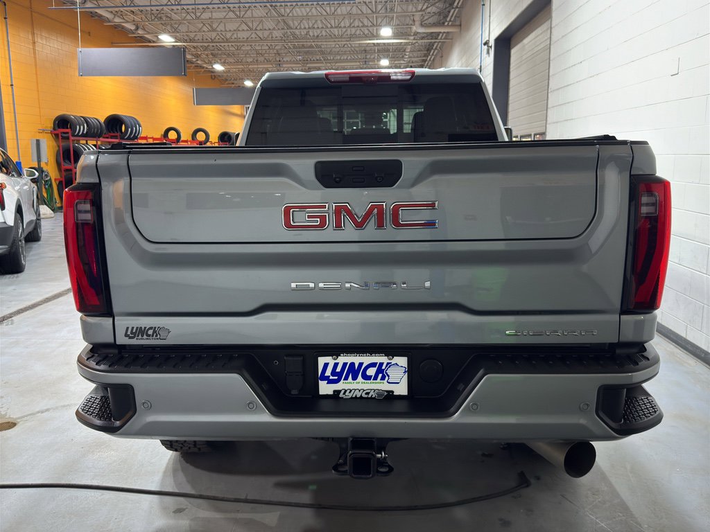 Used 2025 GMC Sierra 3500 Denali w/ Denali Reserve Package image 4
