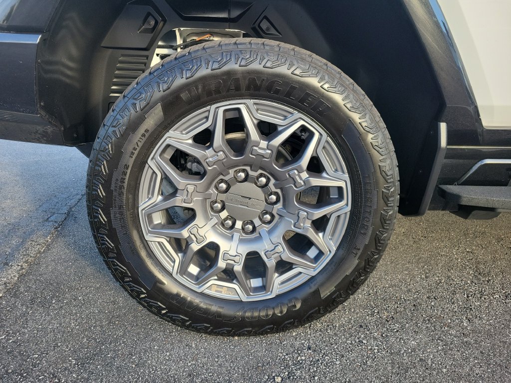 Used 2025 GMC Hummer EV 3X AWD/4WD image 5
