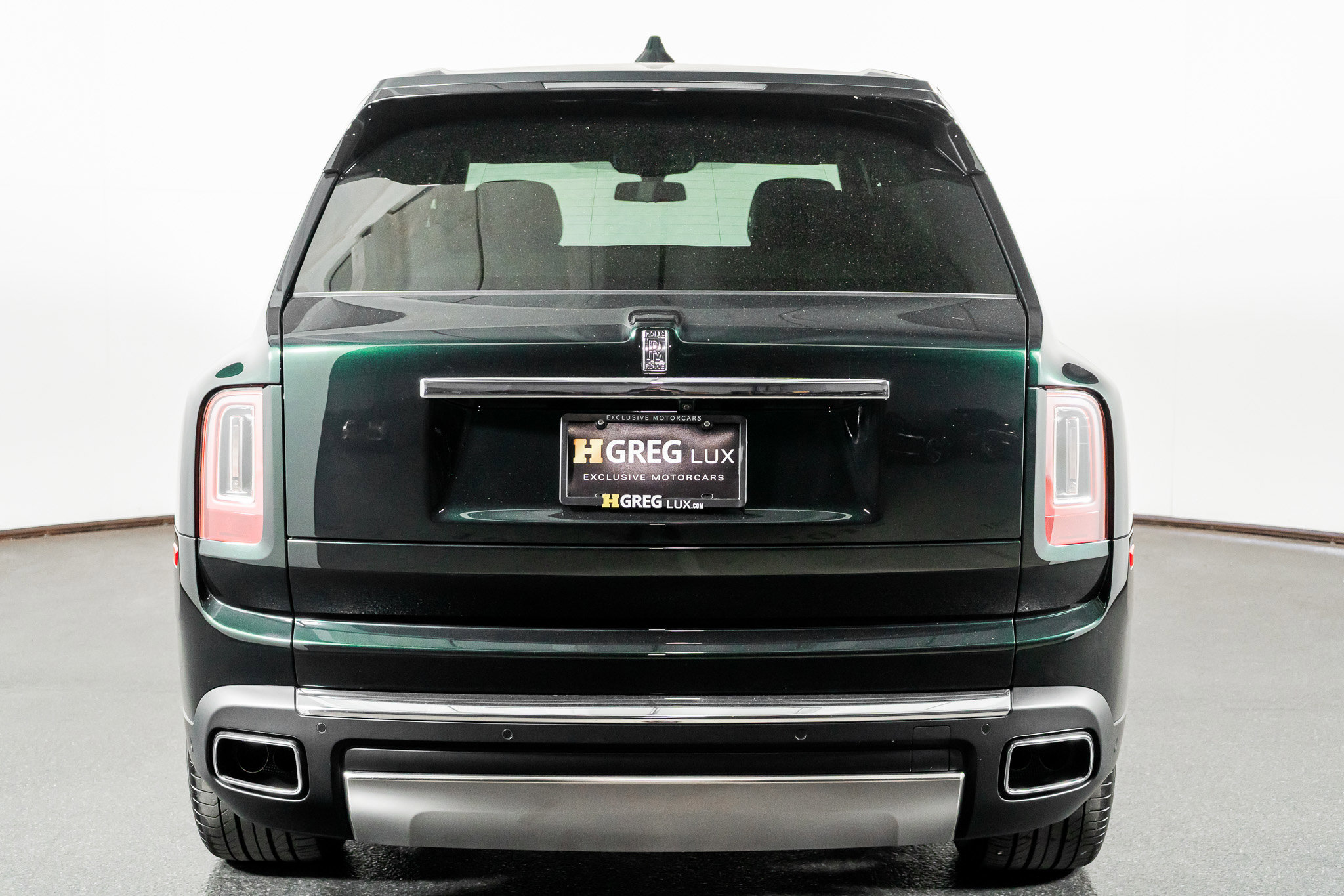 Used 2023 Rolls-Royce Cullinan w/ Cullinan Package image 34