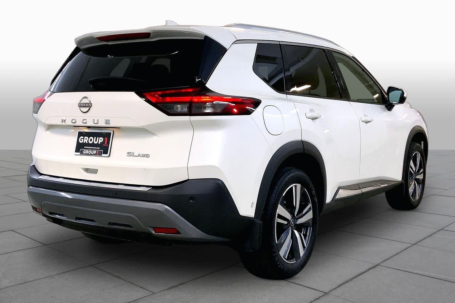 Used 2022 Nissan Rogue SL w/ SL Premium Package AWD/4WD image 12