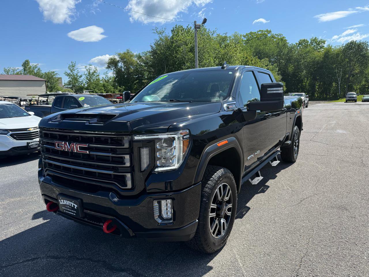 Used 2022 GMC Sierra 2500 AT4 AWD/4WD image 2