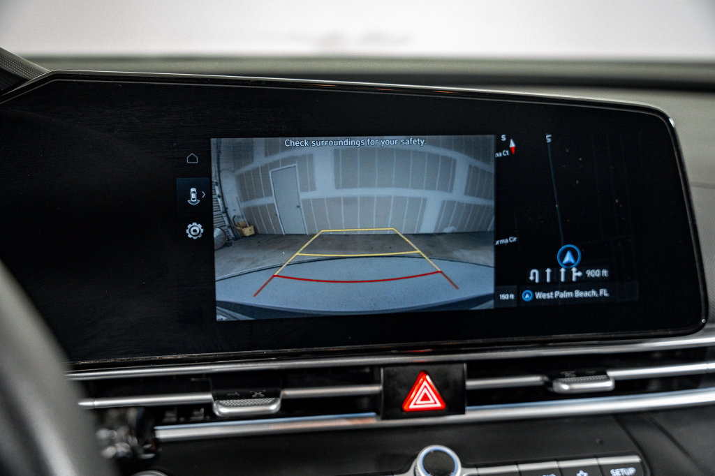 Certified 2024 Hyundai Elantra SEL FWD image 30