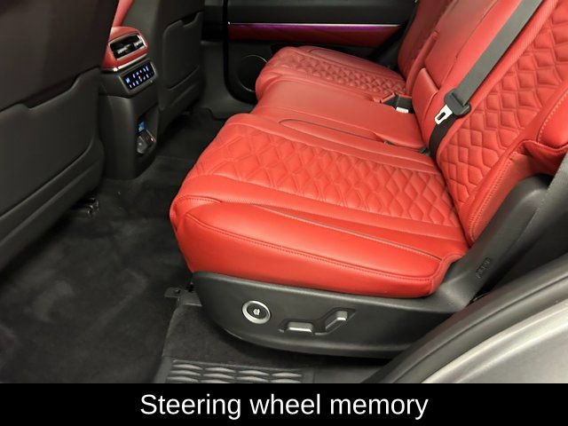 Used 2025 Genesis GV80 3.5T image 26