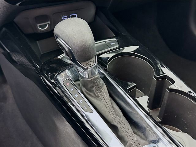 Used 2025 Chevrolet Trax LT image 17