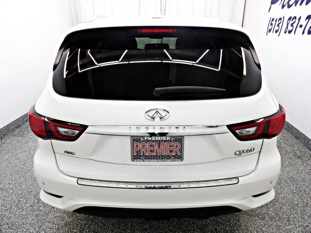 Used 2020 INFINITI QX60 Luxe w/ Essential Package image 5