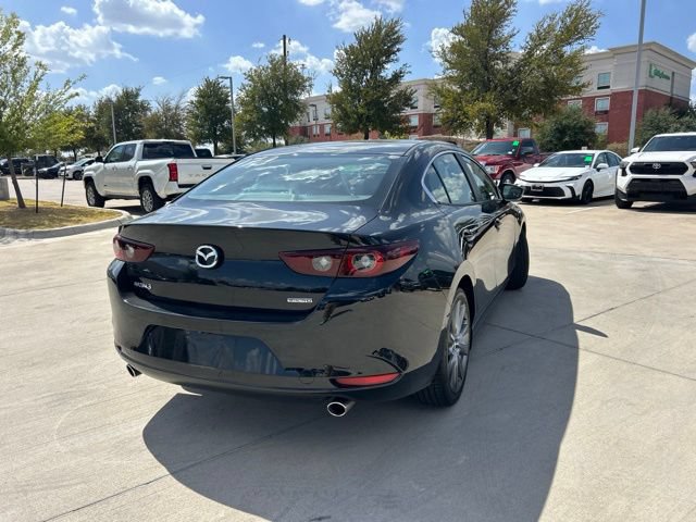 Used 2023 MAZDA MAZDA3 s FWD image 3
