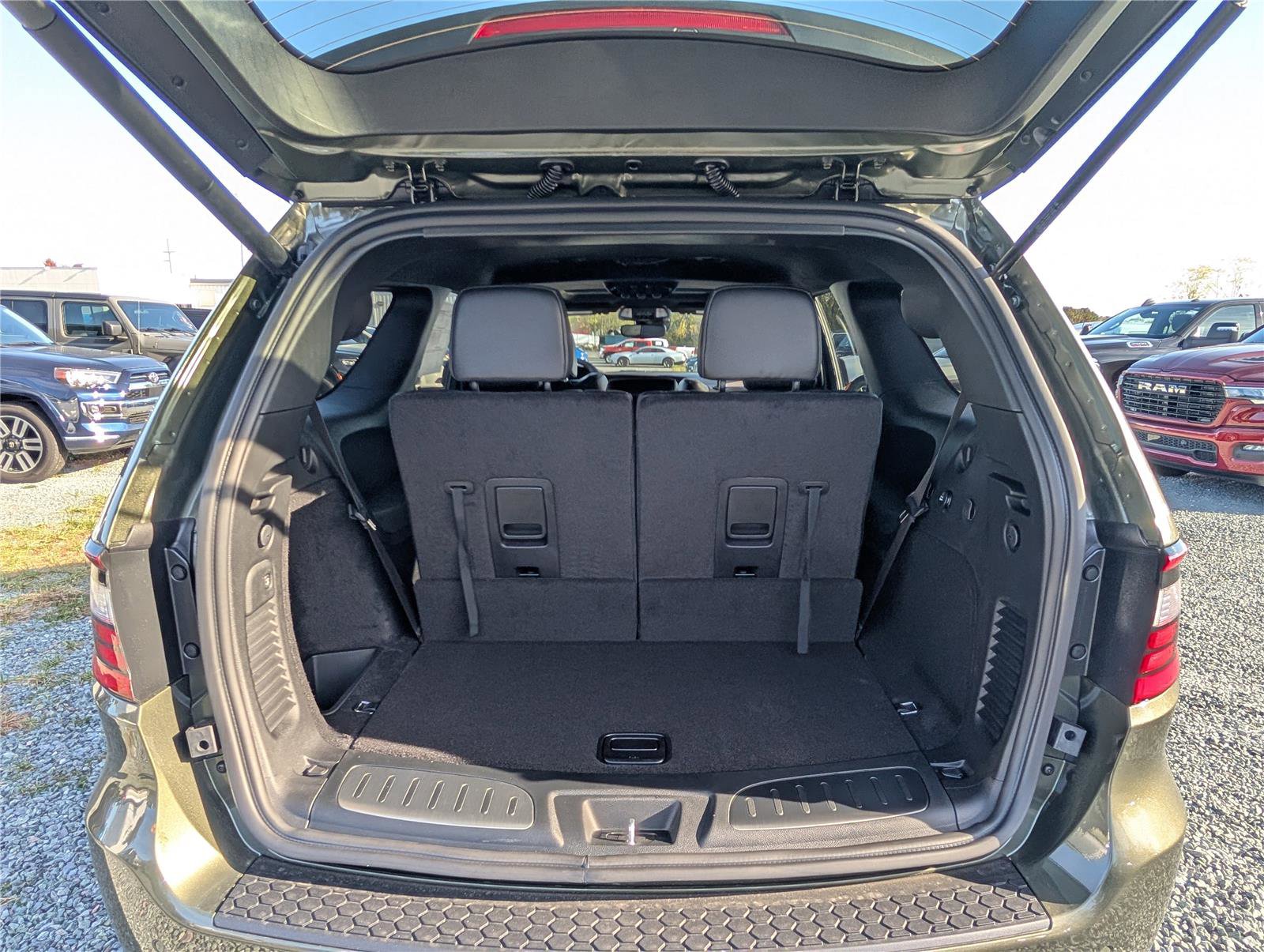 New 2026 Dodge Durango GT image 9