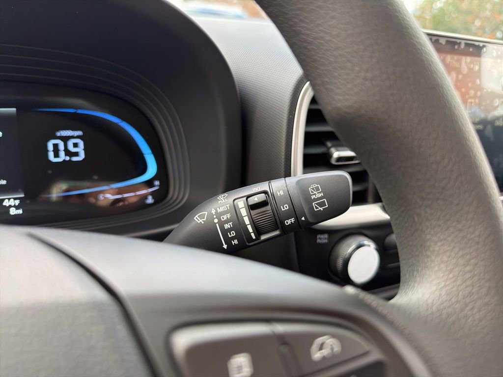 New 2026 Hyundai Venue SE image 30