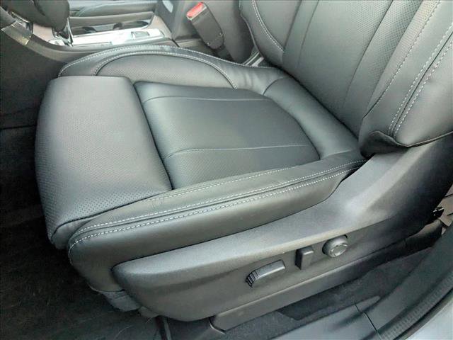 Used 2025 Subaru Ascent Touring image 4