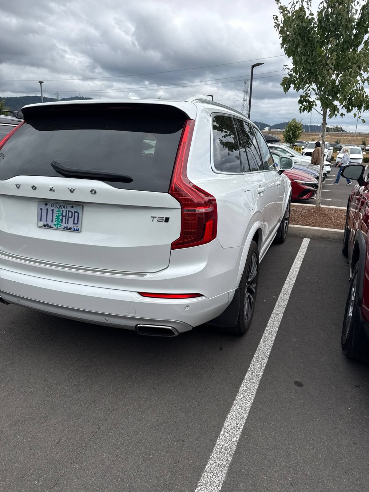 Used 2020 Volvo XC90 T5 Momentum w/ Protection Package Premier AWD/4WD image 4