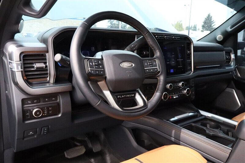 Used 2023 Ford F350 Platinum AWD/4WD image 20