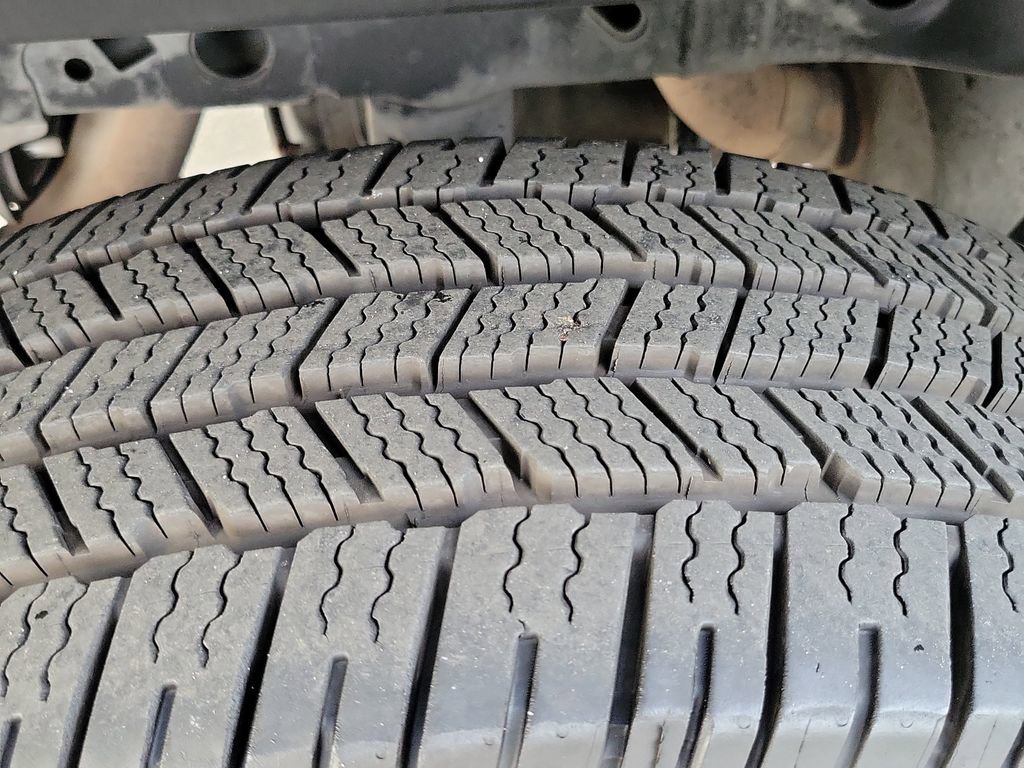 Used 2021 Ford F150 Lariat w/ Equipment Group 502A High image 23