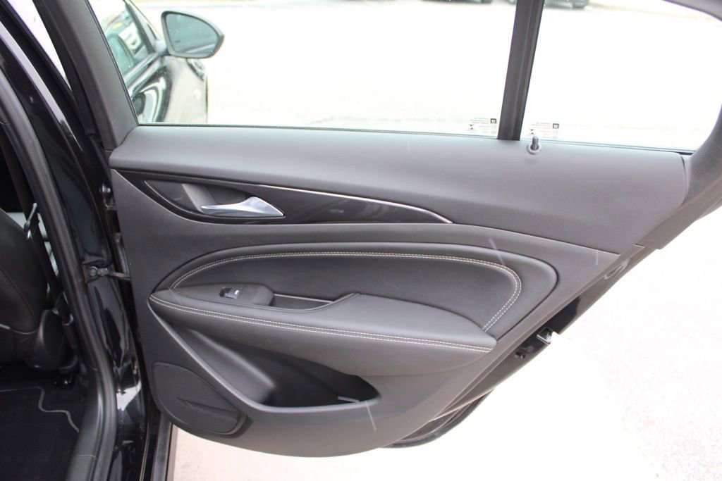 Used 2018 Buick Regal GS w/ Driver Confidence Package #2 image 23