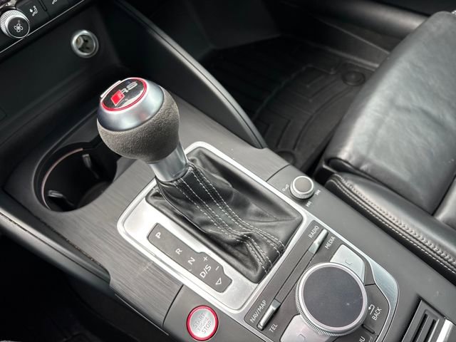 Used 2018 Audi RS 3 w/ Technology Package image 21