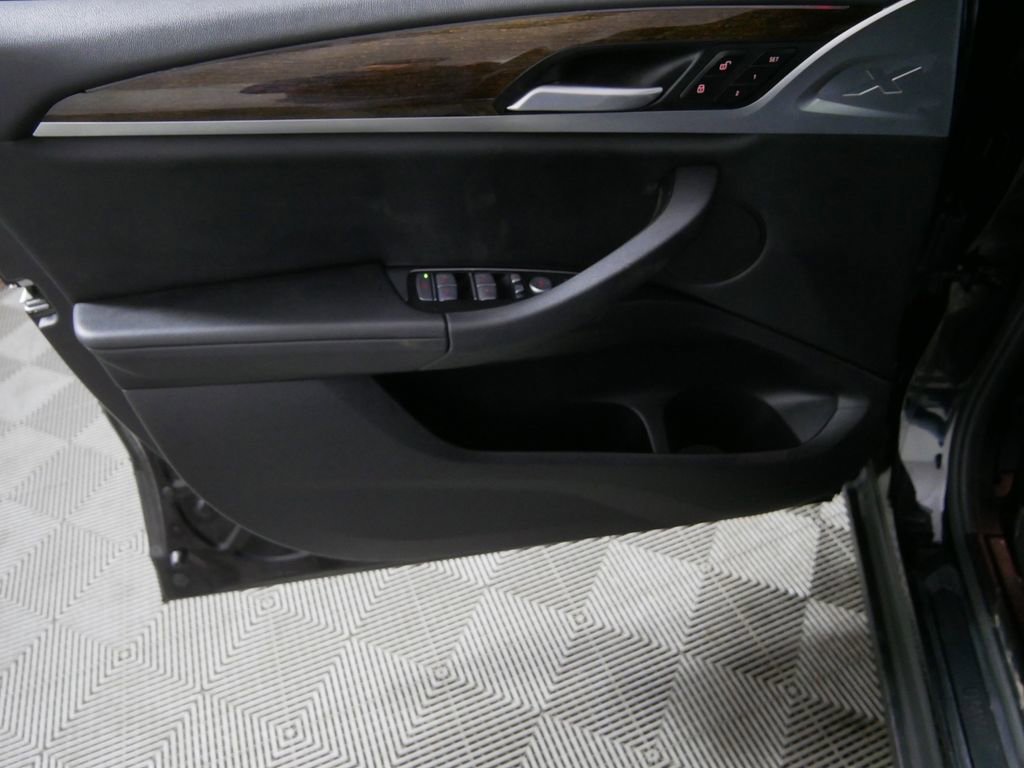 Used 2023 BMW X3 xDrive30i w/ Premium Essential Package image 11