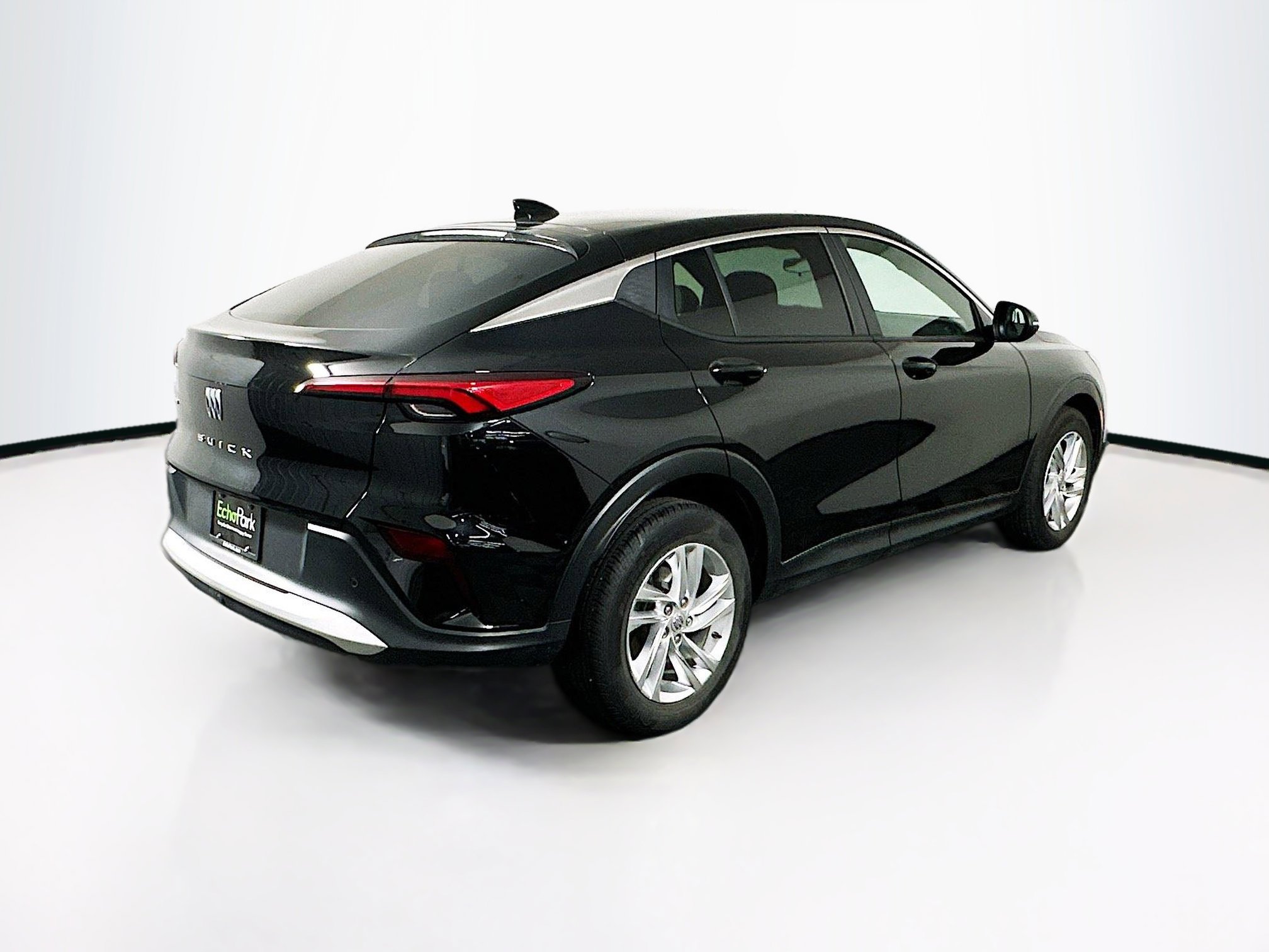 Used 2025 Buick Envista Preferred image 9