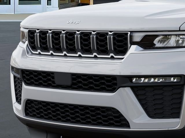 New 2026 Jeep Grand Cherokee Limited AWD/4WD image 11