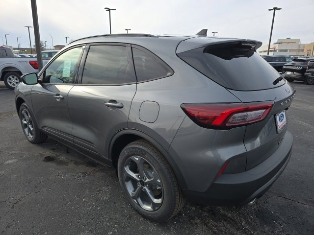New 2026 Ford Escape ST-Line w/ Cold Weather Package image 3