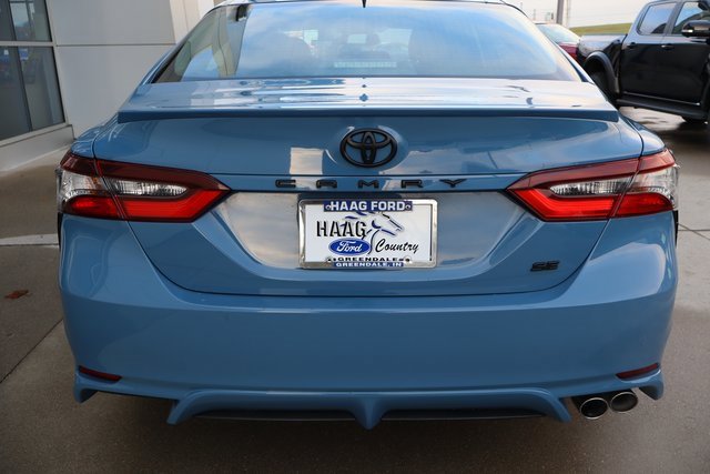 Used 2024 Toyota Camry SE image 8
