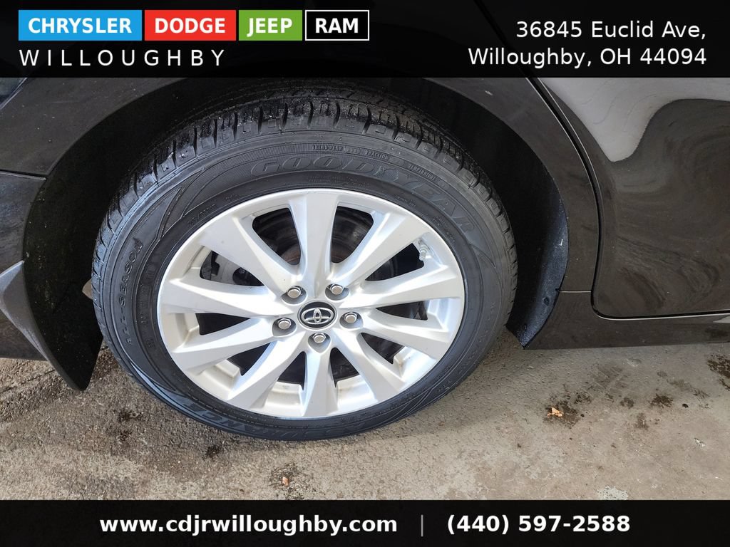Used 2019 Toyota Camry LE FWD image 39