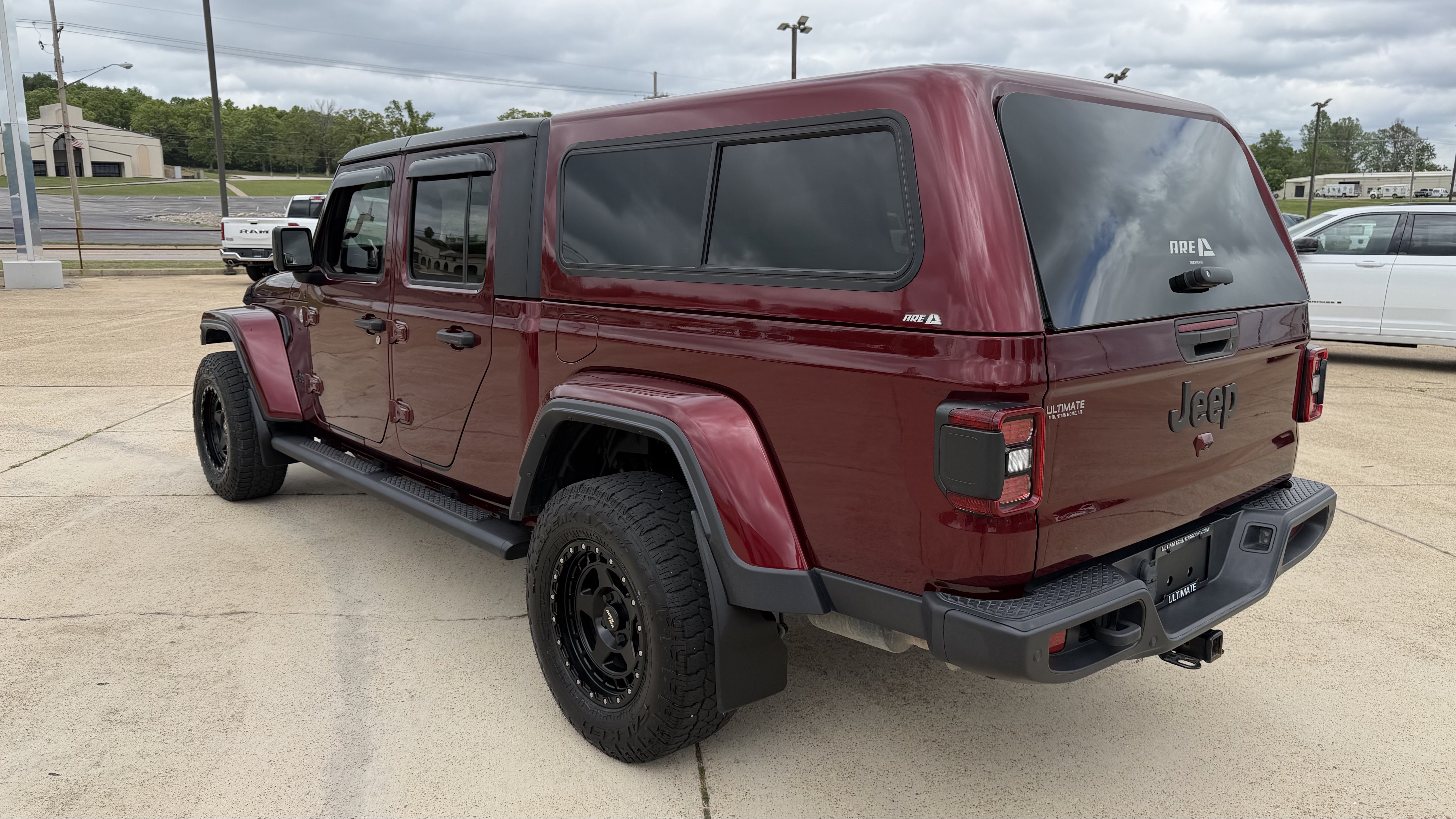 Used 2021 Jeep Gladiator Sport AWD/4WD image 5