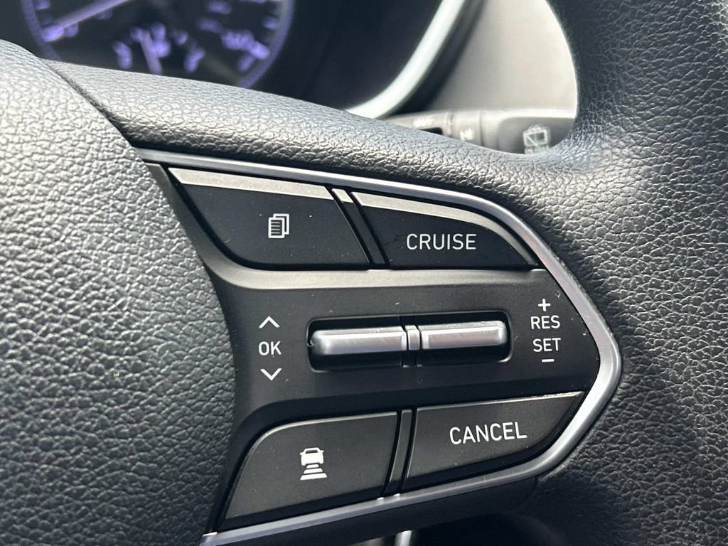 Used 2019 Hyundai Santa Fe SE AWD/4WD image 28